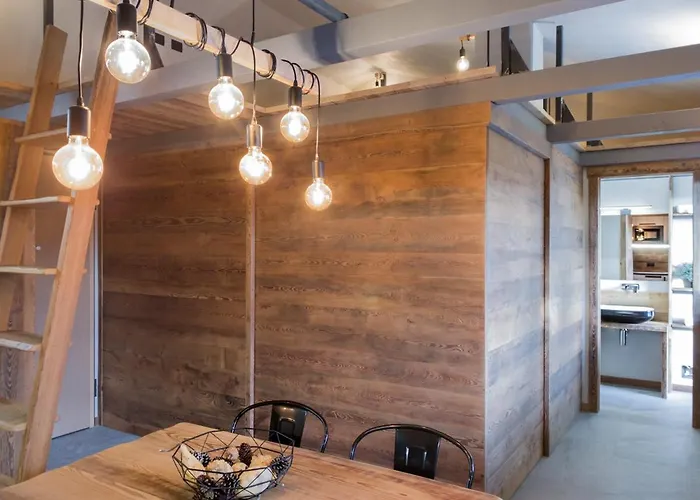 The Closest Location To The Center And Chairlift Lägenhet